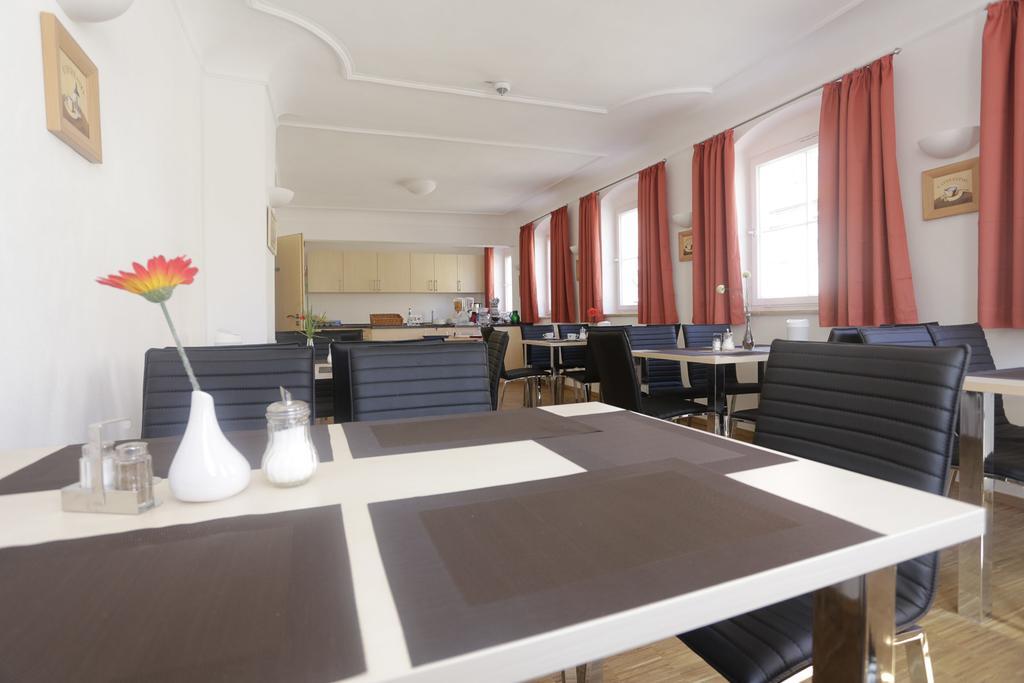 Altstadtpension Waltner Friedberg  Buitenkant foto